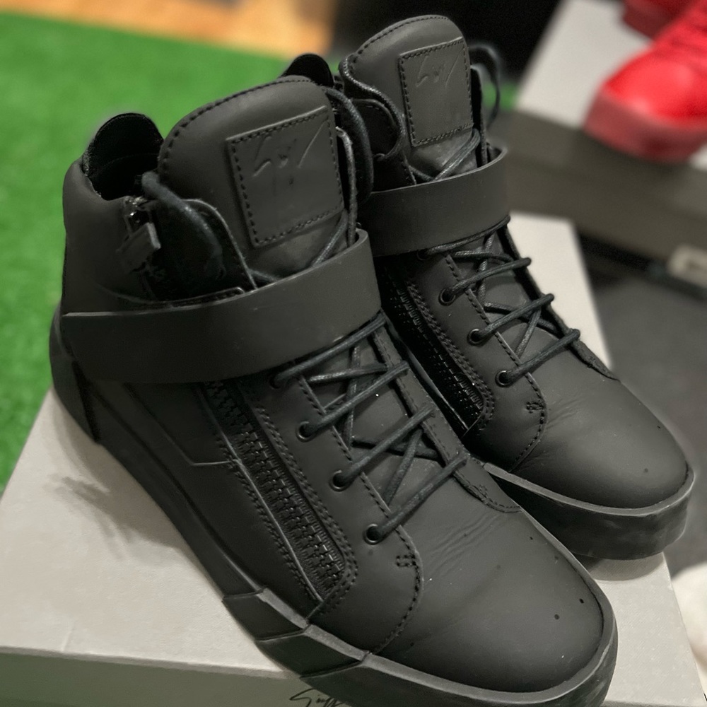 Matte Black Giuseppe Zanotti Sneakers